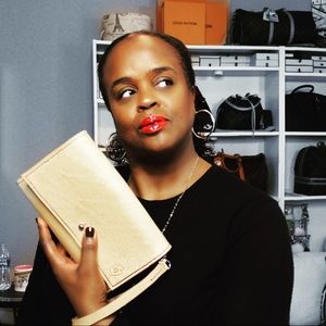 Meet your Posher, Deborah